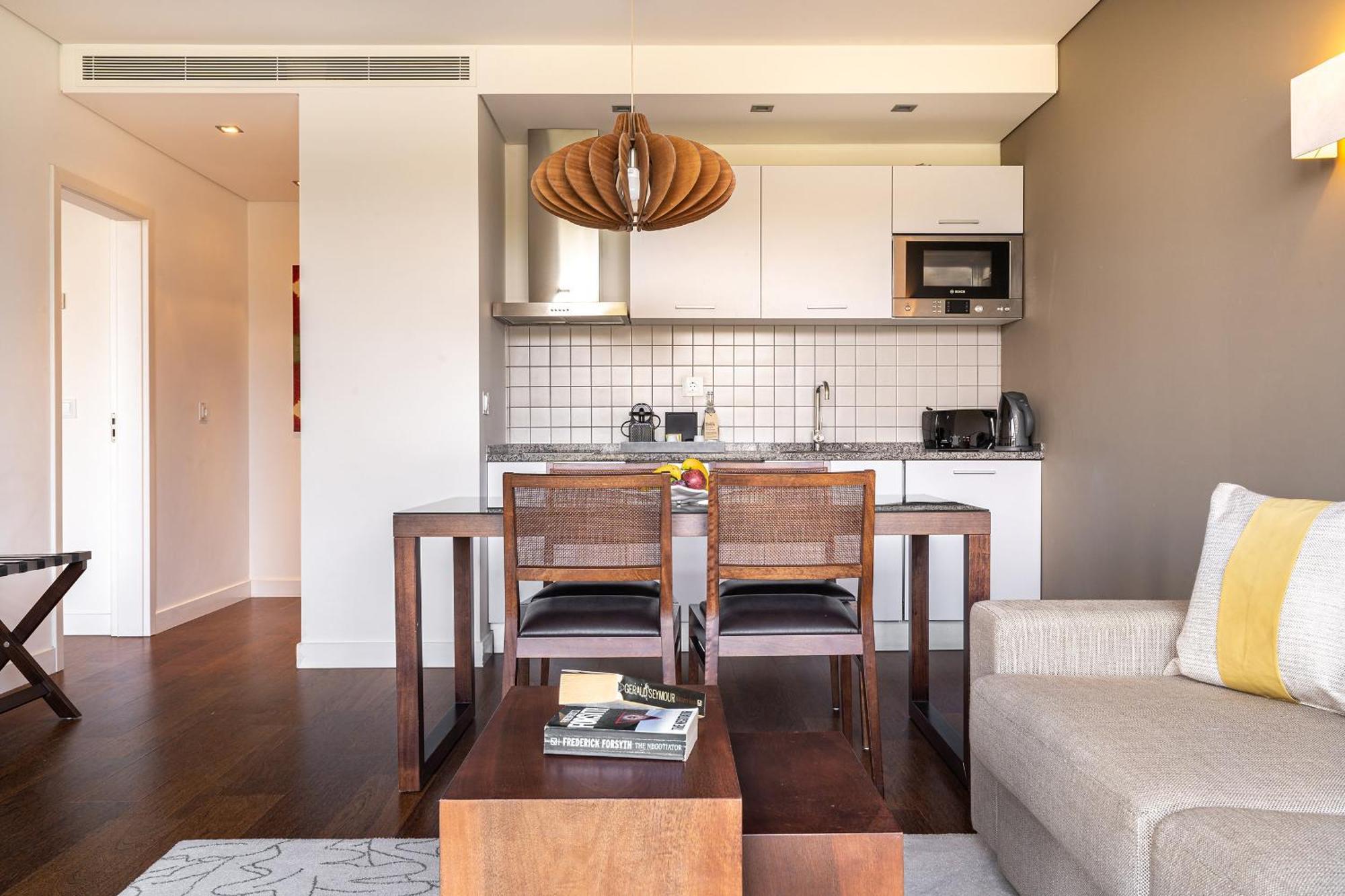 มอนชิเก รีสอร์ต แอนด์ สปา Hotel มอนชีเก ภายนอก รูปภาพ A typical apartment at the hotel